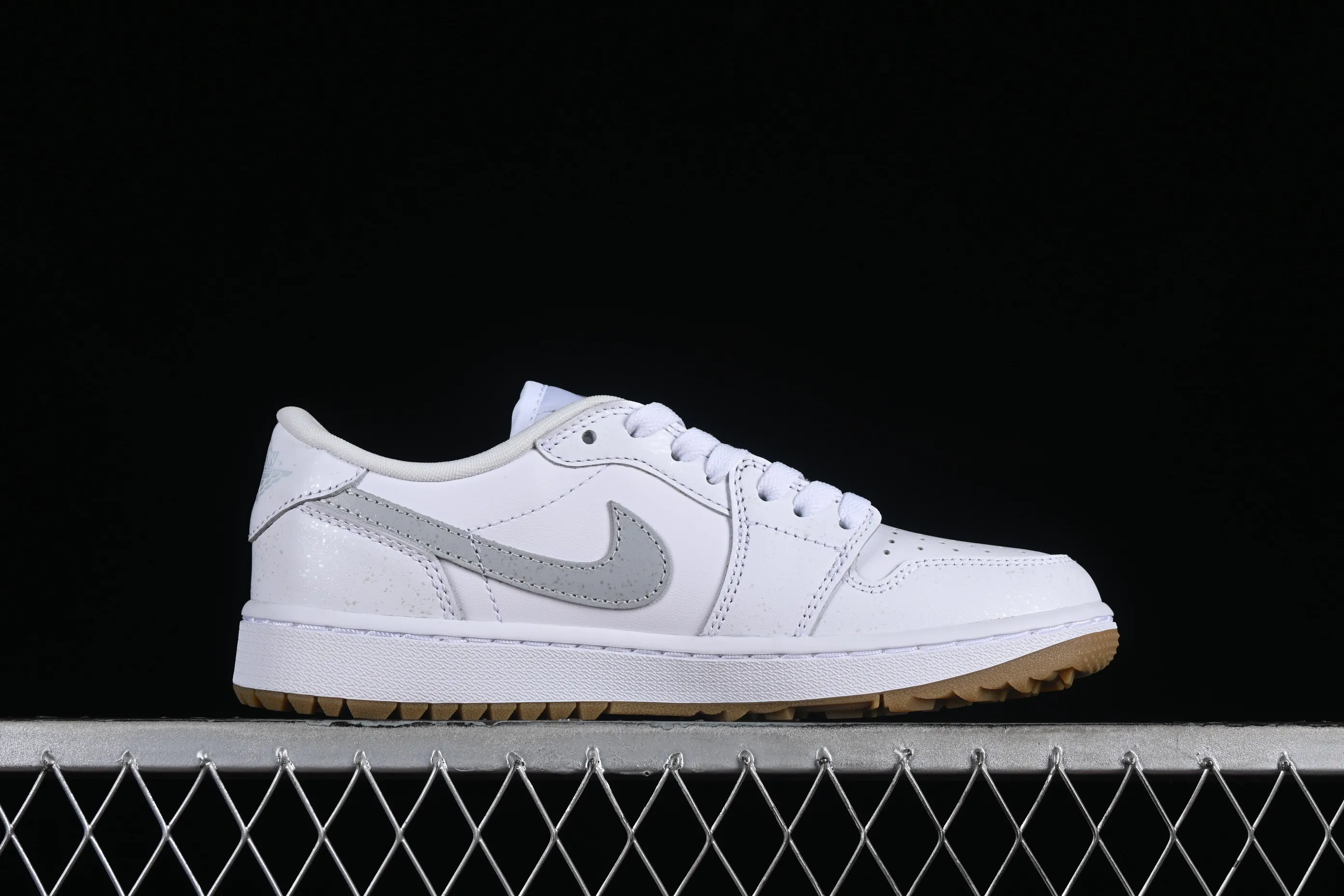 All categories Air Jordan Jordan series basketball shoes Air Jordan 1 Low G version pure original Air Jordan 1 Low Golf AJ1 Joe 1 new golf version raw rubber white DD9315-111